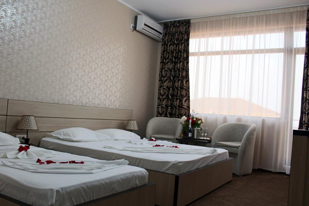 Hotel Cristal Navodari Phòng bức ảnh