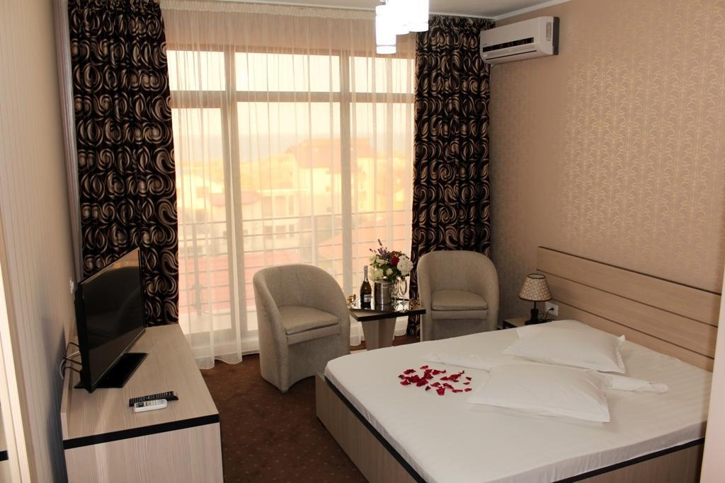Hotel Cristal Navodari Phòng bức ảnh